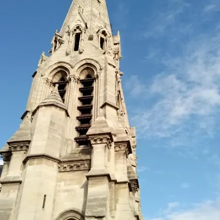 Hotel De La Perdrix Rouge Parijs