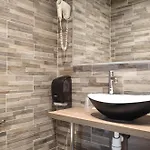 De La Perdrix Rouge Hotel 2*