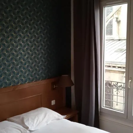 De La Perdrix Rouge Paris