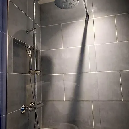 دو لا بيردري روج 2*