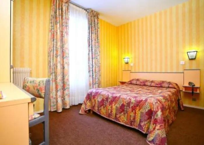 De La Perdrix Rouge Hotel 2*