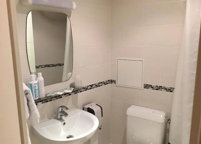 De La Perdrix Rouge 2*