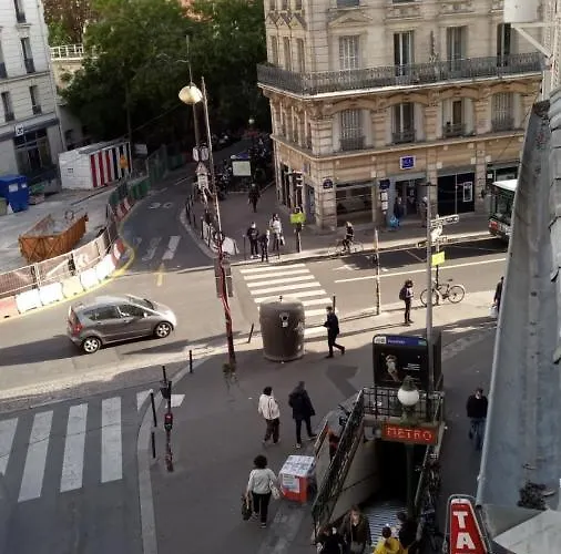 De La Perdrix Rouge 2* Parigi