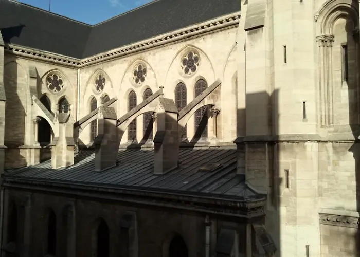 De La Perdrix Rouge Hotel