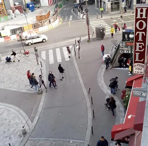 De La Perdrix Rouge Hotel