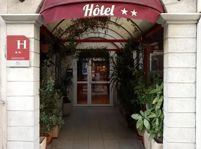 De La Perdrix Rouge 2*