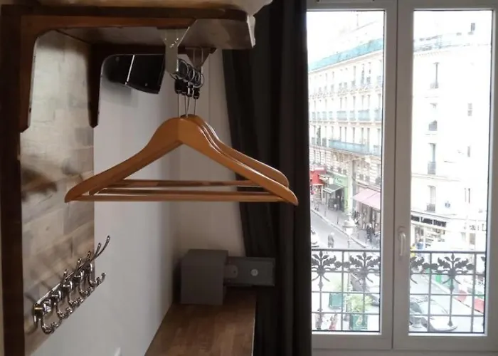 De La Perdrix Rouge 2*