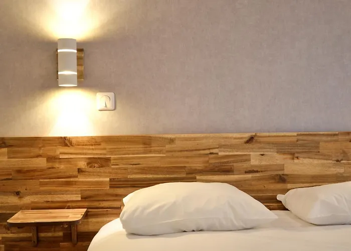 De La Perdrix Rouge Hotel 2*