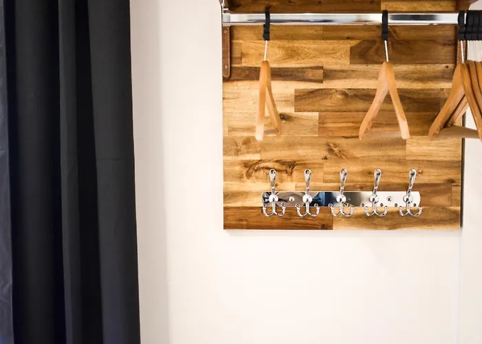 De La Perdrix Rouge Hotel