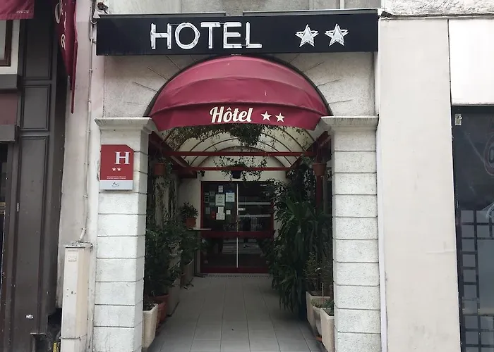 De La Perdrix Rouge 2* Parigi