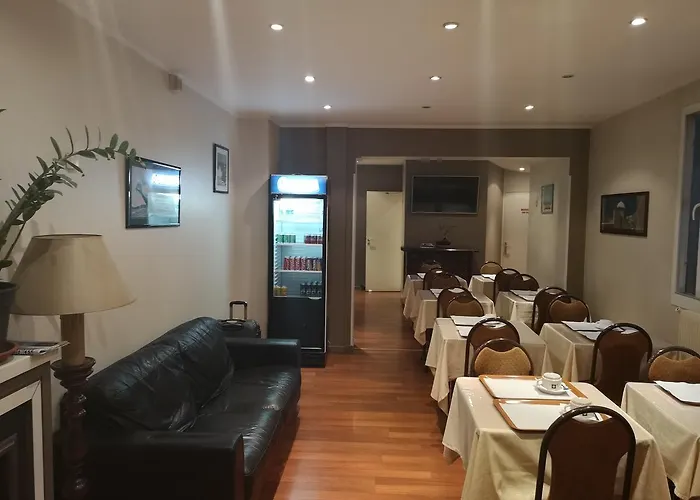 De La Perdrix Rouge Hotel Parigi