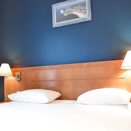 De La Perdrix Rouge Hotel Paris
