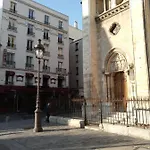 Otel De La Perdrix Rouge