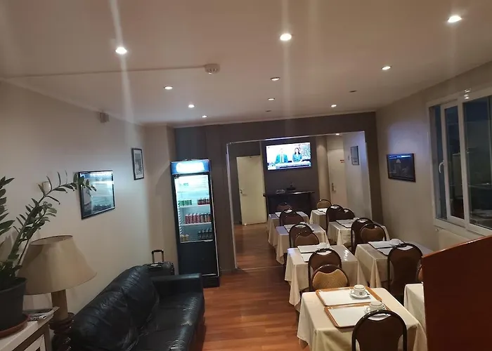 De La Perdrix Rouge Parijs